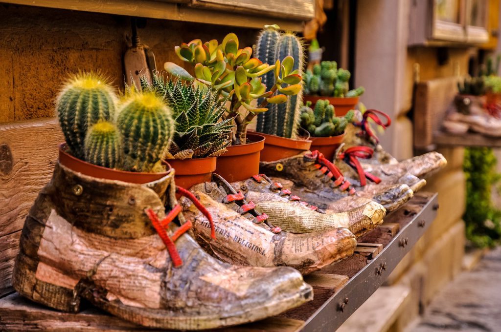 ciekawe pomysły ozdoby do ogrodu